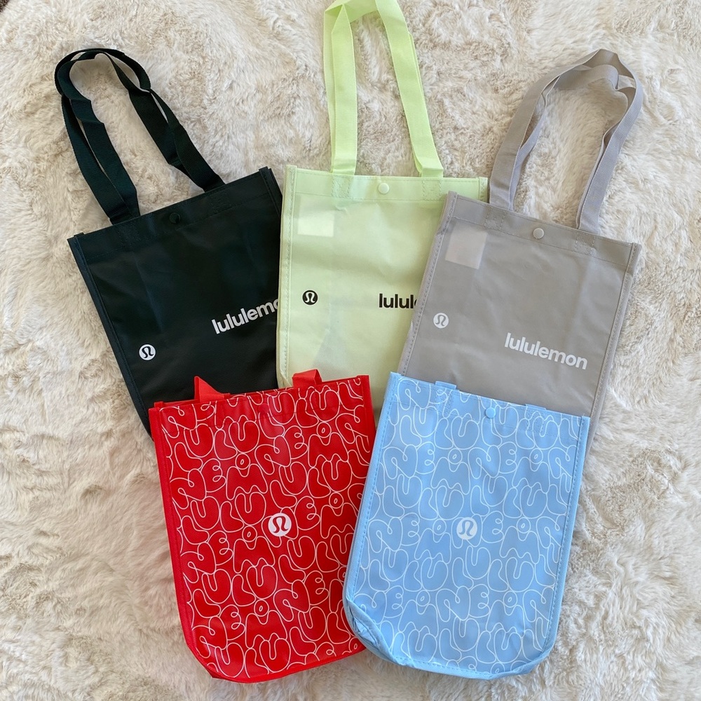 ❤️ Lululemon Limited Edition Brand New Small Tote Bags